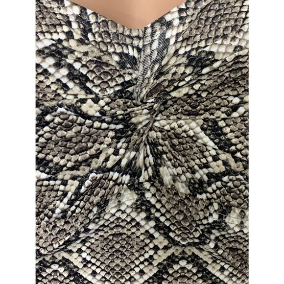 New Tommy Bahama python one piece swimsuit. 6. - Picture 11 of 15